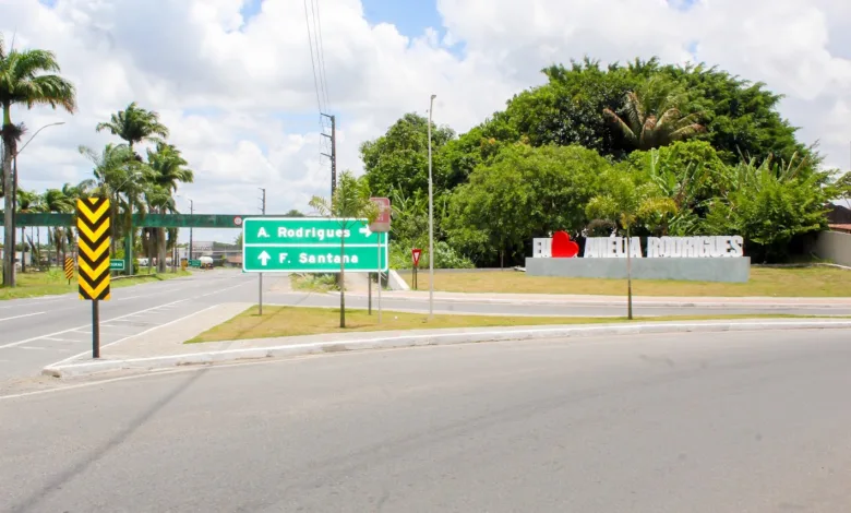 acidente na BR-324 em Amélia Rodrigues