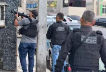 extorsão contra turistas no Farol da Barra