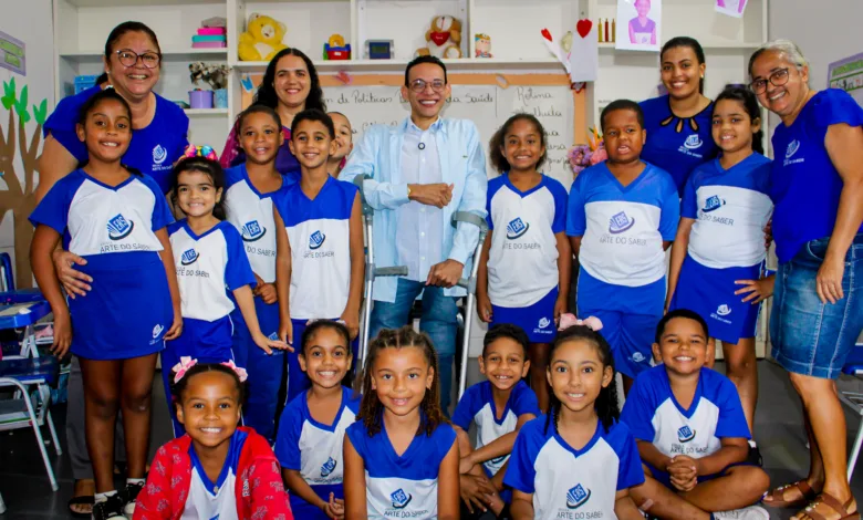 palestra de Genefax na Escola Arte do Saber | Foto: FALA GENEFAX
