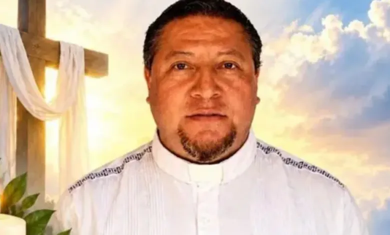 padre assassinado no México