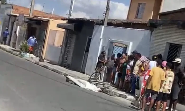 adolescente de 17 anos