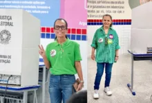 Mitsue e Tânia Yoshida votam em Conceição do Jacuípe