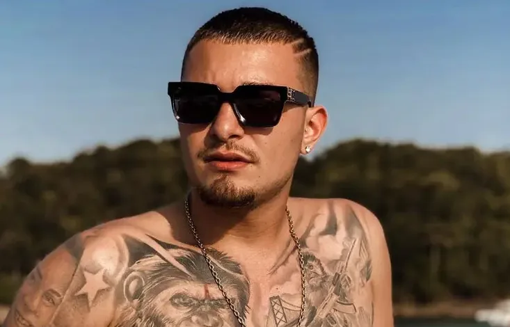 MC Gui é assaltado
