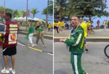Homem negro acorrentado em ato de Flávio Bolsonaro