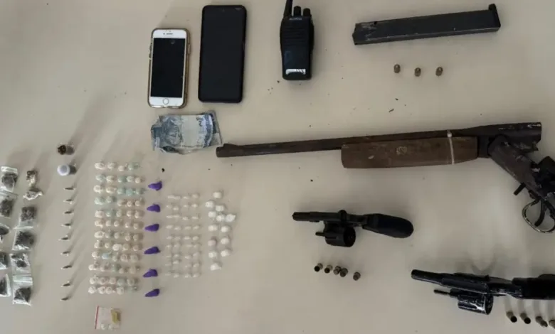 Tiroteio em Lauro de Freitas e apreensão de armas | Foto: Reprodução
